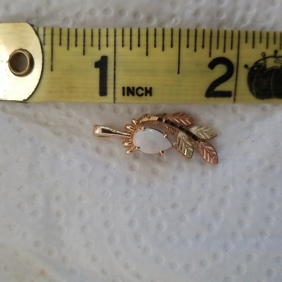 ❤️Gift For Mother- 10k Black Hills Gold Opal Pendant - Picture 5 of 6